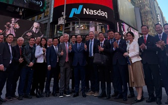 Ho Chi Minh City signs MoU with Nasdaq to develop Vietnam's int'l financial center