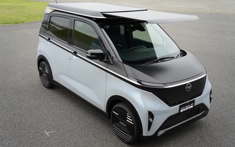 Nissan develops solar-powered electric minivehicle