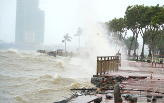 Central Vietnam braces for torrential rain, flooding caused by storm Fengshen