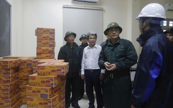 Vietnam's Military Region 5 mobilizes armored vehicles, speedboats, full personnel for storm Fengshen response