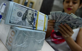 Vietnam c.bank seeks tighter supervision of foreign exchange trading amid USD surge