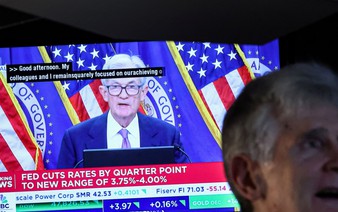 Global central banks converge towards rate cut caution