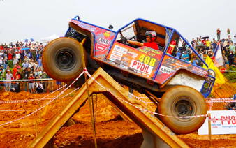 Vietnam launches largest-ever off-road car racing event