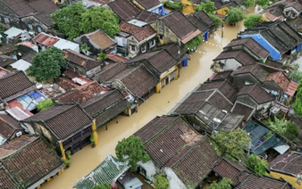 Vietnam flood death toll rises to 35: disaster agency
