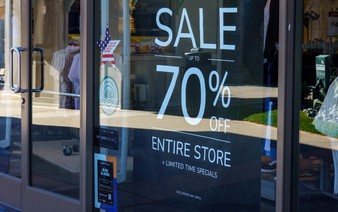 Black Friday consumers go online, rather than stand in line