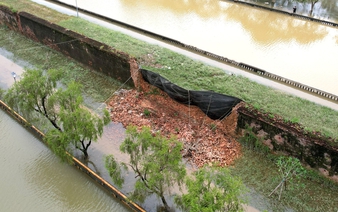 Flood topples 15-meter section of Vietnam’s Hue Imperial Citadel wall