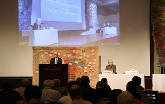 Scientists call for abolition of nuclear weapons