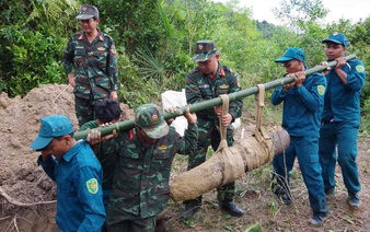 150kg wartime bomb safely handled after floods in Vietnam’s Khanh Hoa