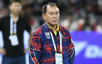 Thailand U22 coach apologizes, says SEA Games final defeat to Vietnam may cost him job 