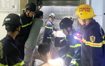 Patients rescued from hospital elevator within minutes in Da Nang 