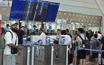 Foreigners overstaying temporary residence in Vietnam face fines of up to $1,500, possible deportation