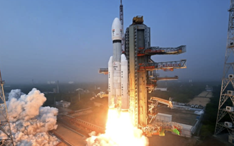 India space agency launches its heaviest satellite
