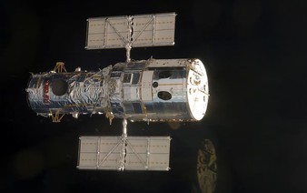 NASA study shows how satellite 'light pollution' hinders space telescopes