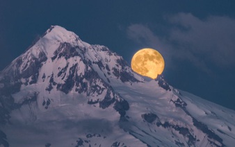 Vietnam skywatchers set for December cold supermoon spectacle