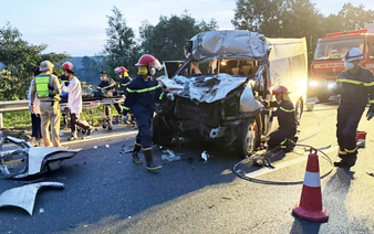 3 killed after passenger van crashes into tractor-trailer in central Vietnam