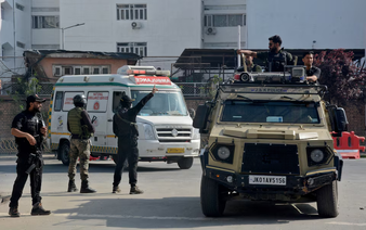 India downgrades ties with Pakistan after attack on Kashmir tourists kills 26
