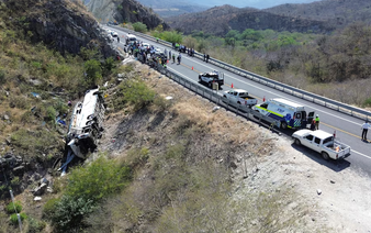 At least 21 people dead in Mexico after multi-vehicle highway accident
