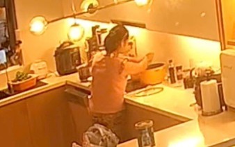 Hanoi housekeeper under investigation for adding dirty rag water to employer's drink