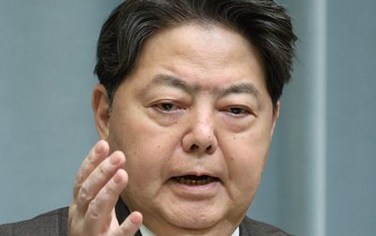 Japan looking closely at US-China talks: spokesman