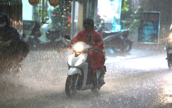 Rainy season begins in Ho Chi Minh City with nearly 100mm downpour