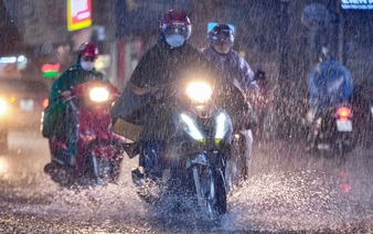 Cold front expected to bring heavy downpours, cooler weather to northern Vietnam