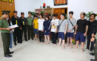Vietnam deports 15 Chinese nationals for illegal entry
