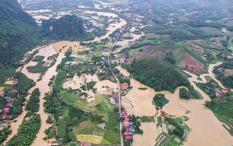 Flooding isolates hundreds of households in mountainous Vietnamese province
