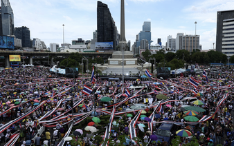 Thousands demand Thai prime minister quit over border dispute