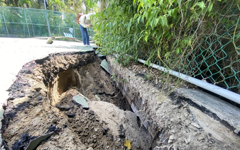 Sinkhole opens beside Palm Garden Resort in Da Nang amid nearby construction