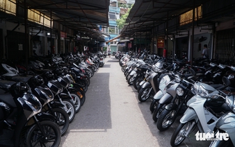 Hanoi’s largest used motorcycle market slows after announcement of fuel bike ban plan