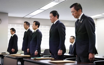 Japanese nonlife insurers' business model at crossroads