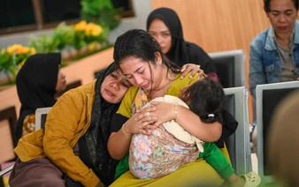 4 dead, 38 missing after ferry sinks near Indonesia's Bali, agency says