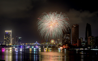 Da Nang hotels, fireworks tickets sell out ahead of festival finale