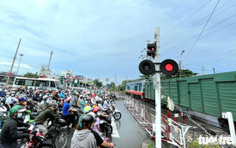 Ho Chi Minh City should relocate railway station, convert rail corridor into elevated metro line: opinion
