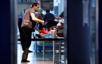 TSA ends shoes-off policy for US airport security screening