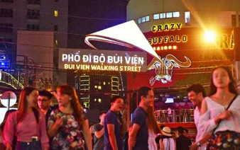 Ho Chi Minh City clamps down on laughing gas, narcotics, prostitution at Bui Vien Walking Street
