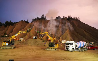 Love-struck trucks and diggers: Estonia's take on 'Romeo and Juliet'