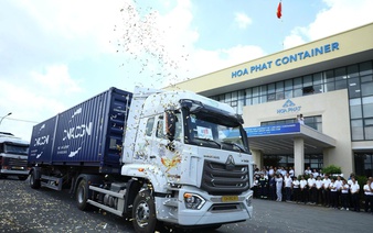 Vietnamese firm delivers 1,000 containers to French shipping giant CMA CGM
