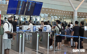 Holiday rush no longer overwhelms Ho Chi Minh City airport