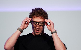 Meta launches smart glasses with built-in display, reaching for 'superintelligence'