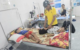 Dozens of students hospitalized after breakfast food poisoning in central Vietnam