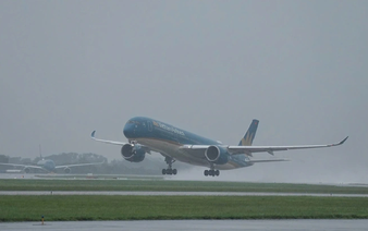 Vietnam closes 4 airports as storm Bualoi approaches