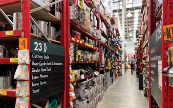 Australia's Q2 GDP growth quickens to 2-year high as consumers open wallets