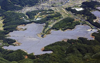 Japan scales up batteries but companies worry rule changes may curb growth