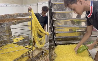 Ho Chi Minh City police charge couple for producing noodles mixed with banned chemicals
