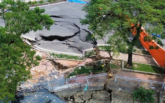 Road collapses along Tau Hu Canal in Ho Chi Minh City