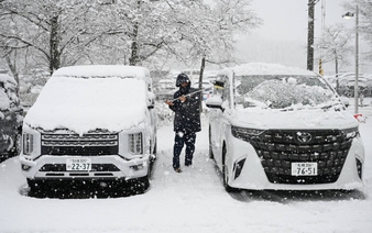 4 die, 26 injured in heavy snow in Japan