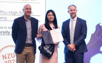 16 Vietnamese students win New Zealand government scholarships, with 2 securing record $36,500 each