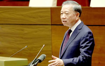 Vietnam’s Party Central Committee outlines 2027 growth goals at national conference