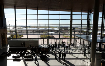 Sydney's new international airport opens to passengers